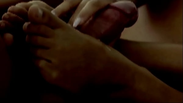 (mainstream) “chronique sexuelle…”uncut foot fetish scene 1 (fake)