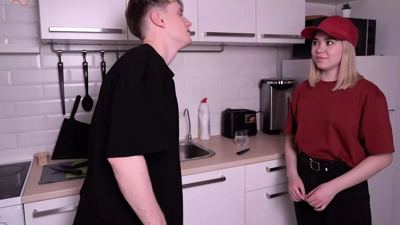 Tanked the delivery girl for getting heavy parcel – theesome with doll – tantaly doll